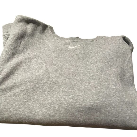Nike Heather Gray Crewneck size XL excellent. Condition see pics - Picture 1 of 2